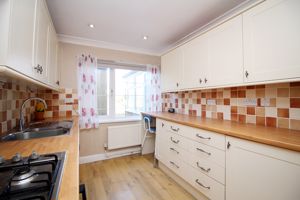 Kitchen- click for photo gallery